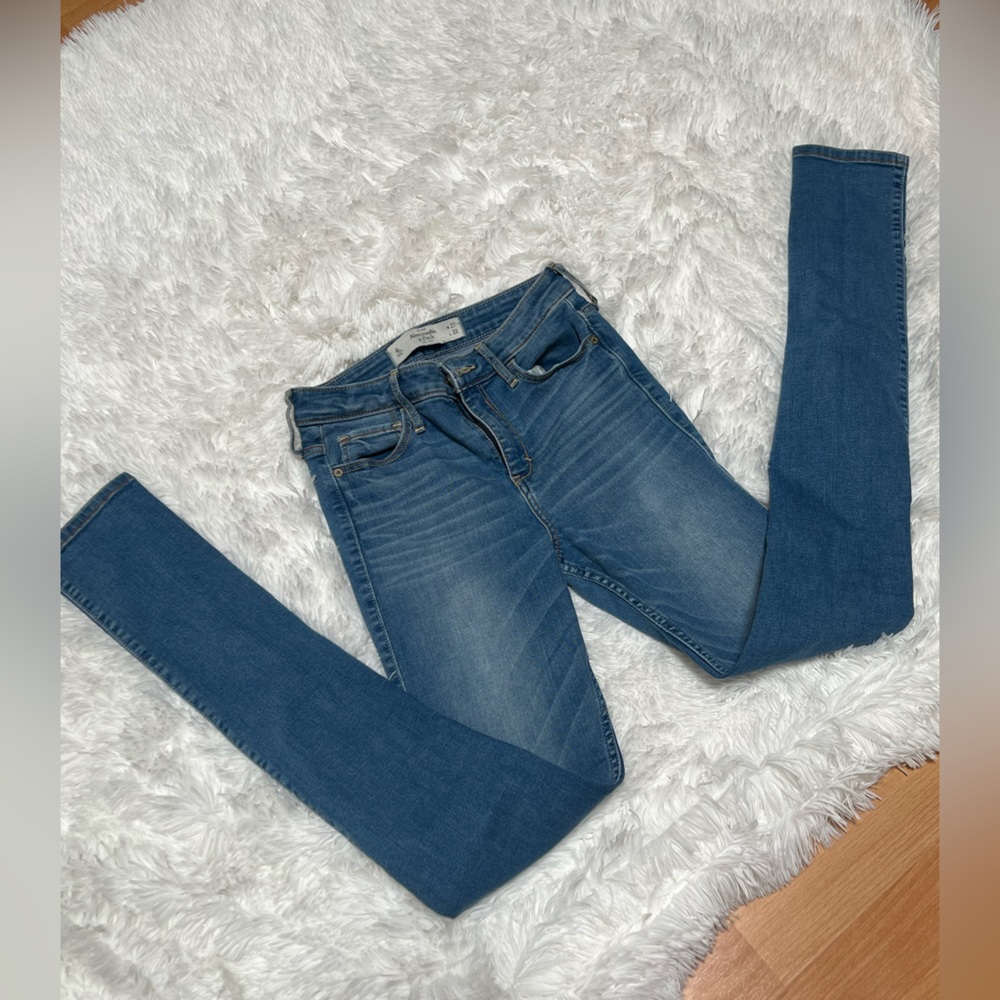 A&F Abercrombie Fitch skinny high rise jeans 4 4L long 27w 33l distressed holes
